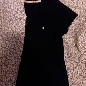 Black short sleeve tee with pocket